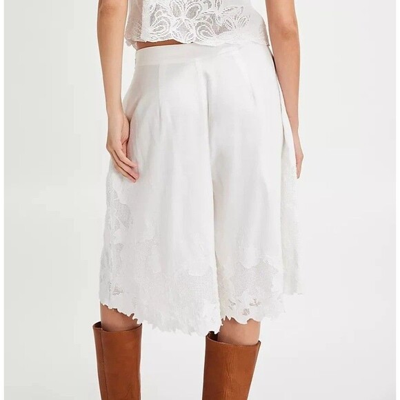 Free People Lost Skies Shorts Lace Capri Embroidered Wide Leg White L New 283784 - Picture 3 of 8